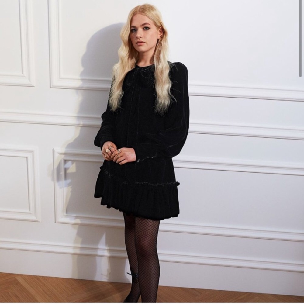 NWT The Vampires Wife X HM